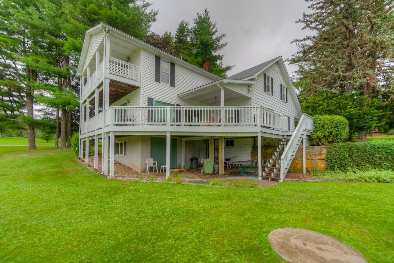 Amazing Grace Villa McHenry Exterior photo