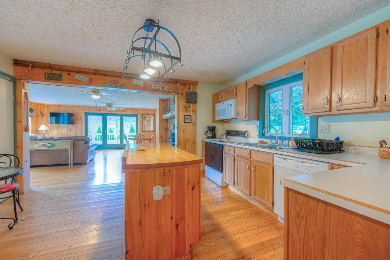Amazing Grace Villa McHenry Exterior photo